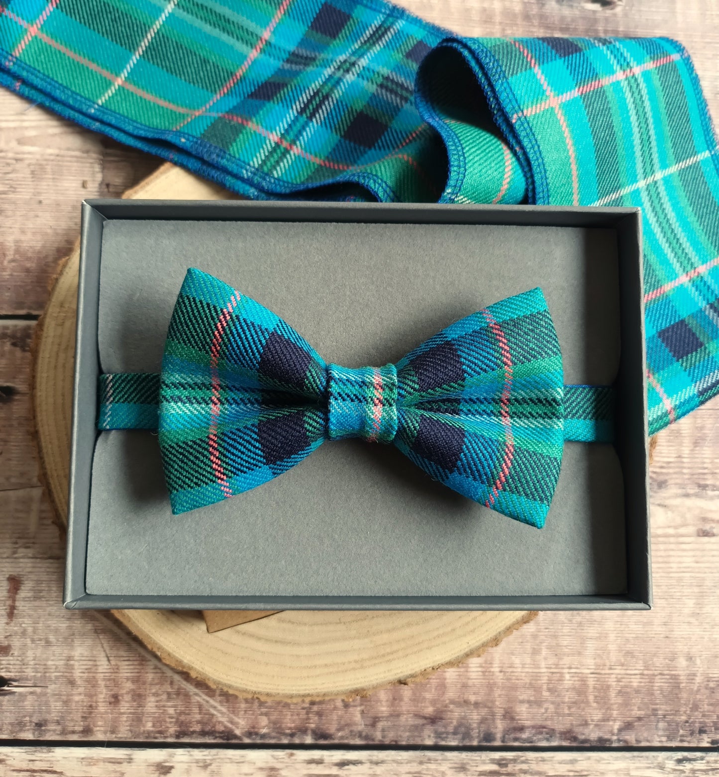 Isle of Eriskay Tartan Bowtie