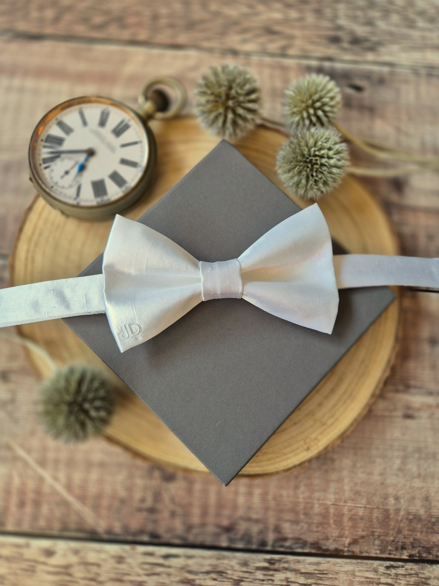 Personalised White Bowtie